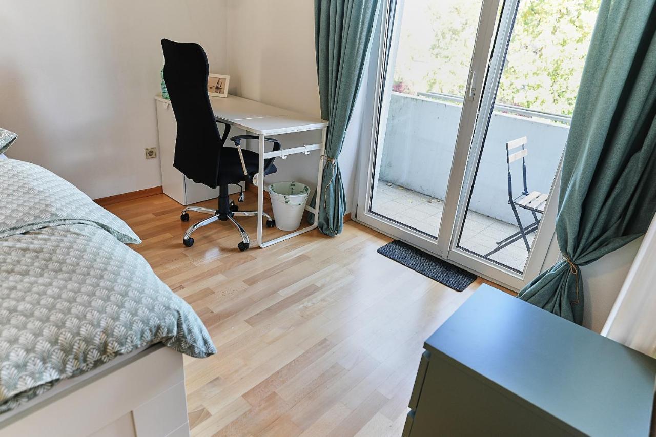 N2 Centrally Located 3-Room Apartment With Balcony Or Individual Rooms Karlsruhe Eksteriør bilde