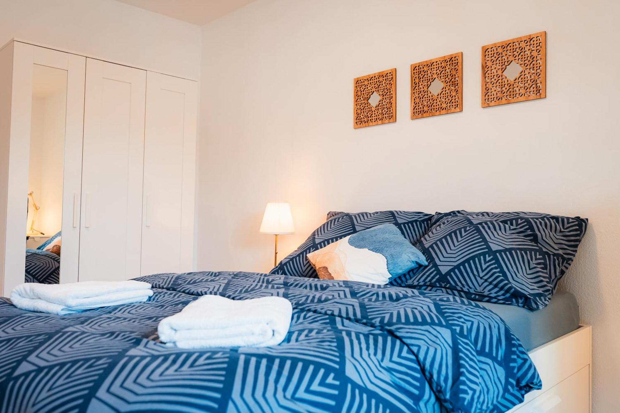 N2 Centrally Located 3-Room Apartment With Balcony Or Individual Rooms Karlsruhe Eksteriør bilde