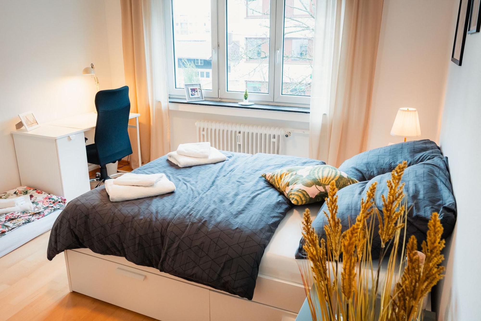 N2 Centrally Located 3-Room Apartment With Balcony Or Individual Rooms Karlsruhe Eksteriør bilde